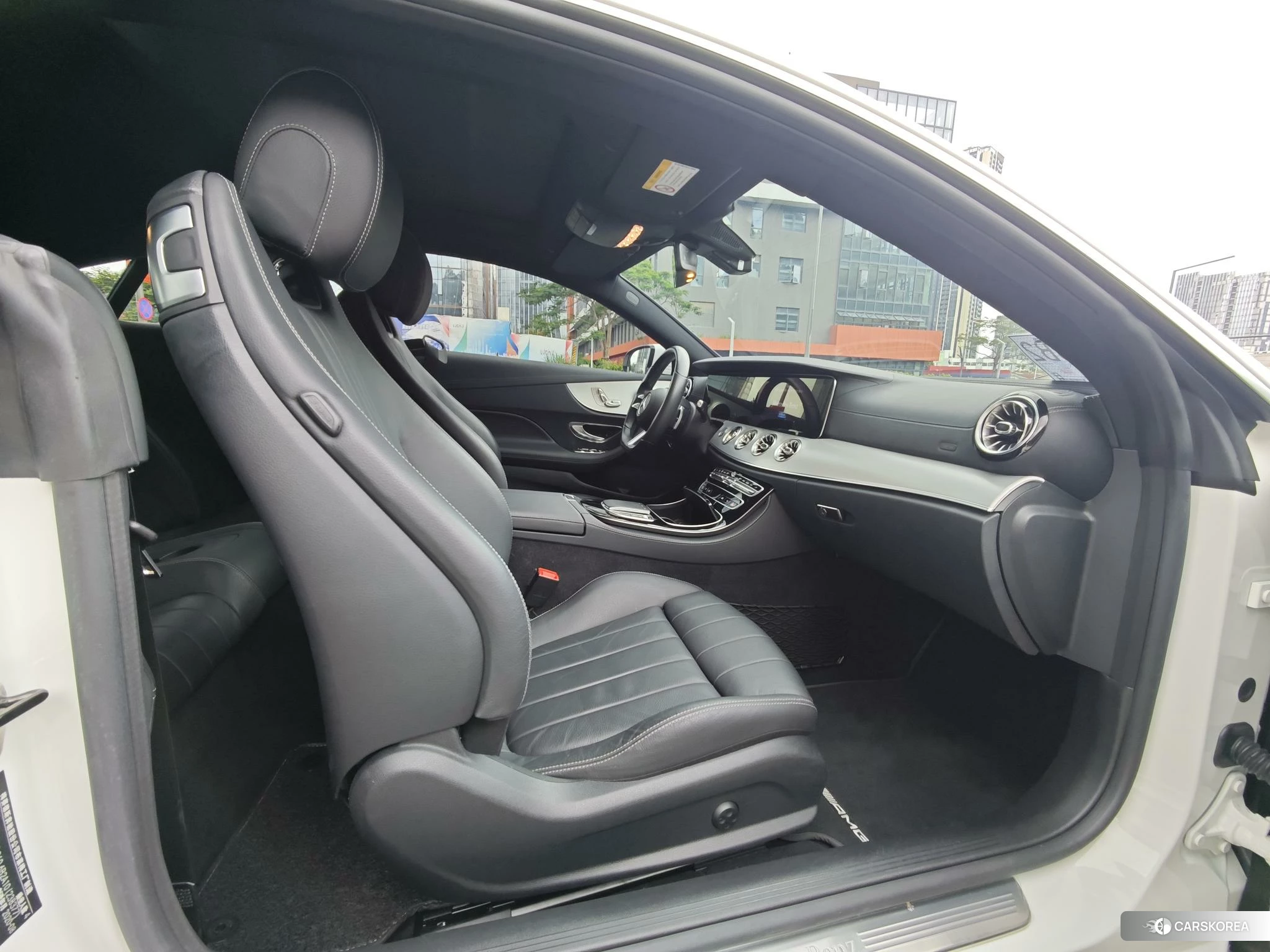 Mercedes-Benz E-class (imported) 2019 Белый из Китая
