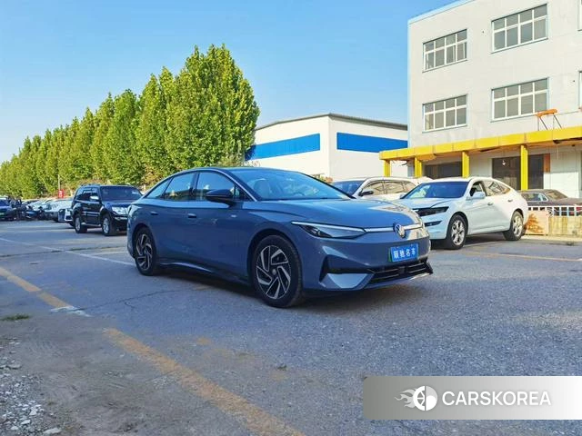 Volkswagen ID.7 VIZZION 2024 Синий из Китая