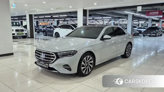 Mercedes-Benz E-Class W214 2024 Цвет галактики из Кореи