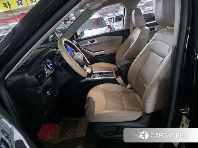 Ford Explorer 6th Generation 2021 Черный из Кореи