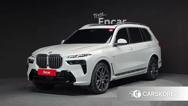BMW X7 (G07) 2025 Белый из Кореи