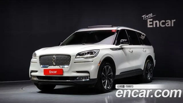 Lincoln Aviator 2nd generation 2021 Белый из Кореи