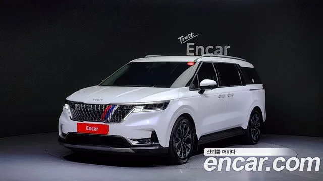 Kia Carnival 4th generation 2023 Белый из Кореи