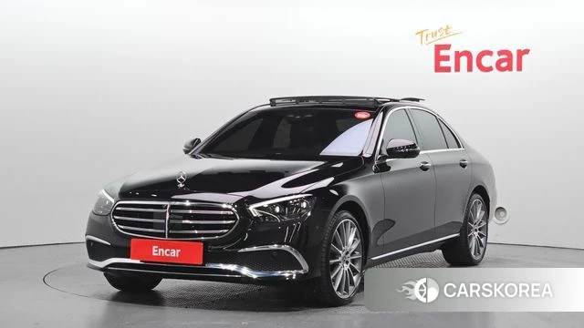 Mercedes-Benz E-Class W213 2023 Черный из Кореи