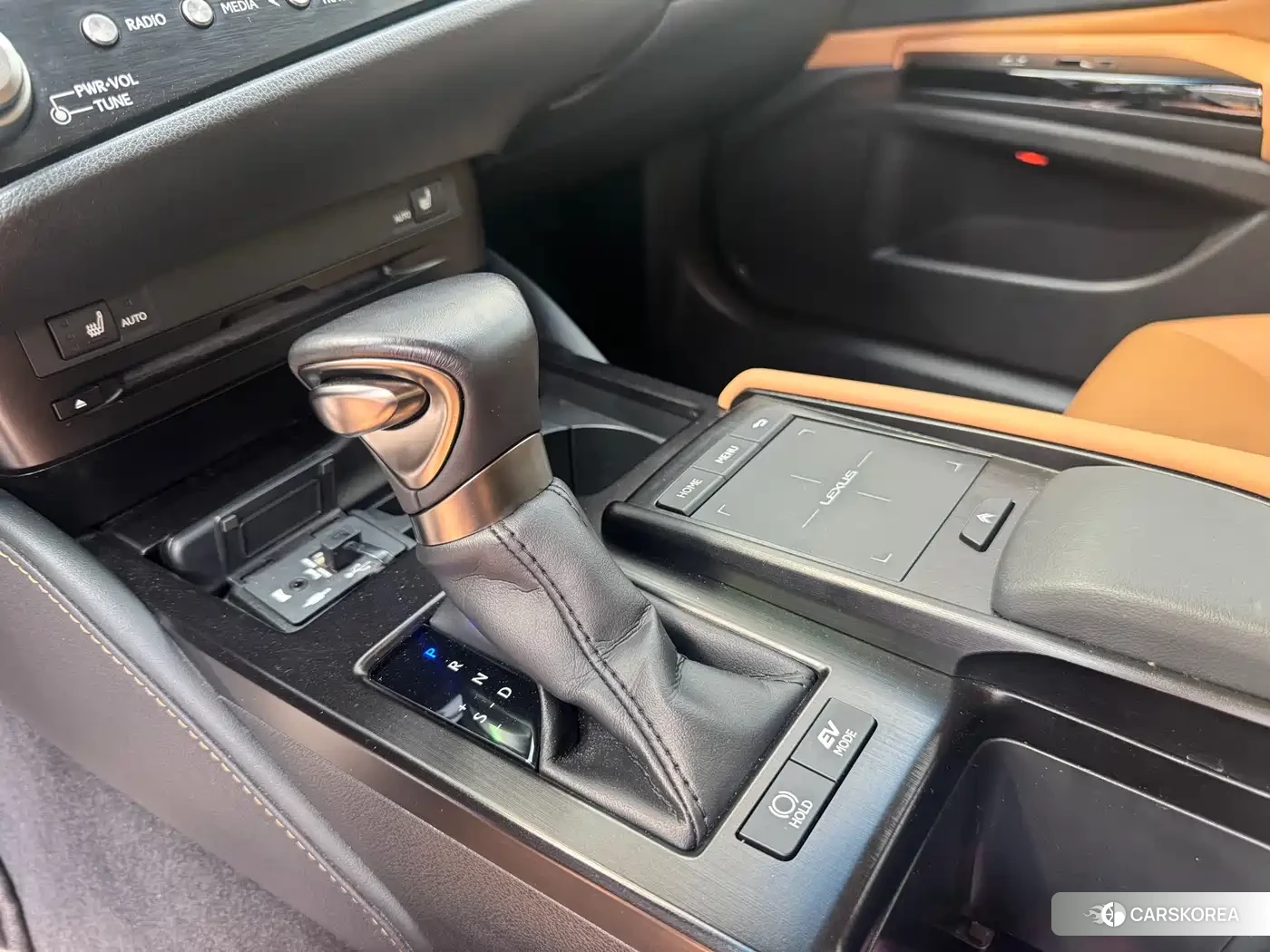 Lexus ES 2021 Белый из Китая