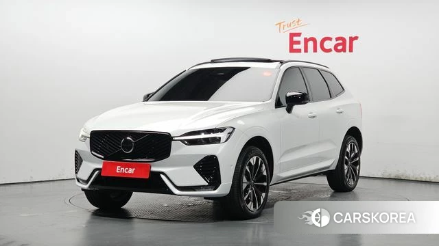 Volvo XC60 second Generation 2025 Белый из Кореи