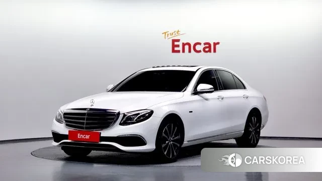Mercedes-Benz E-Class W213 2020 Белый из Кореи