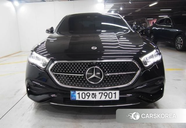 Mercedes-Benz E-Class W214 2025 Черный из Кореи
