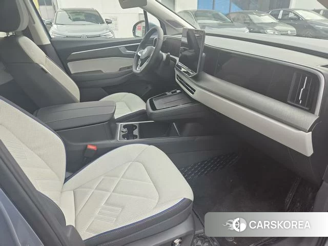 Volkswagen Lanjing 2025 Синий из Китая