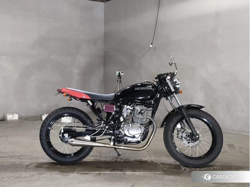 Проданный Honda CB223S 2012 из Японии