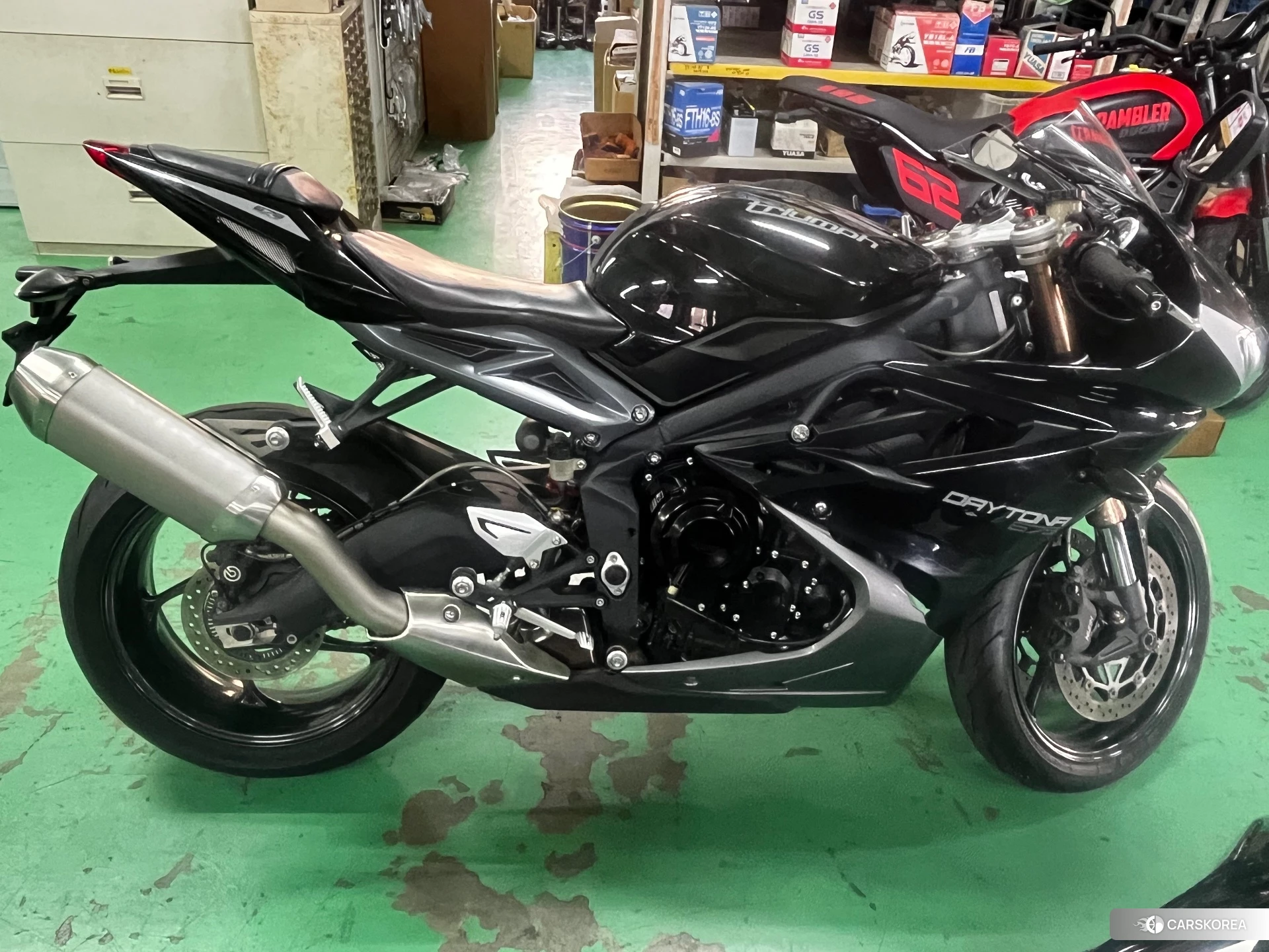 Проданный Triumph DAYTONA 675 2014 из Японии