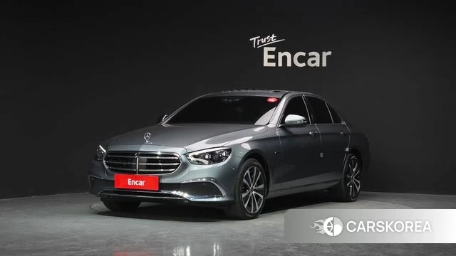 Mercedes-Benz E-Class W213 2021 Серый из Кореи