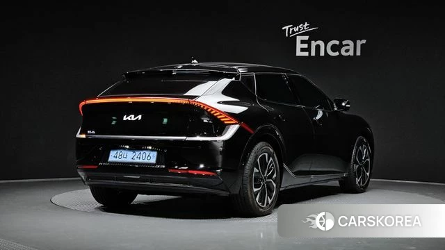 Kia EV6 2023 Черный из Кореи