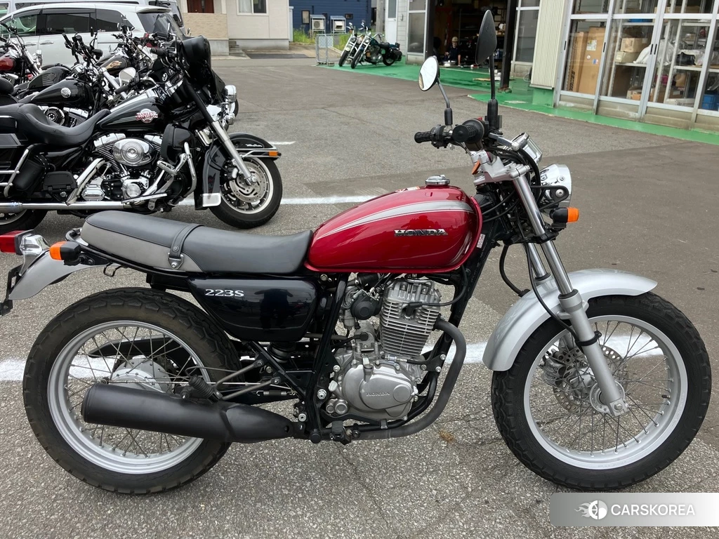 Проданный Honda CB223S 2013 из Японии
