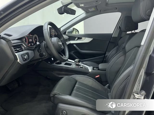 Audi A4L 2024 Темно-серый из Китая