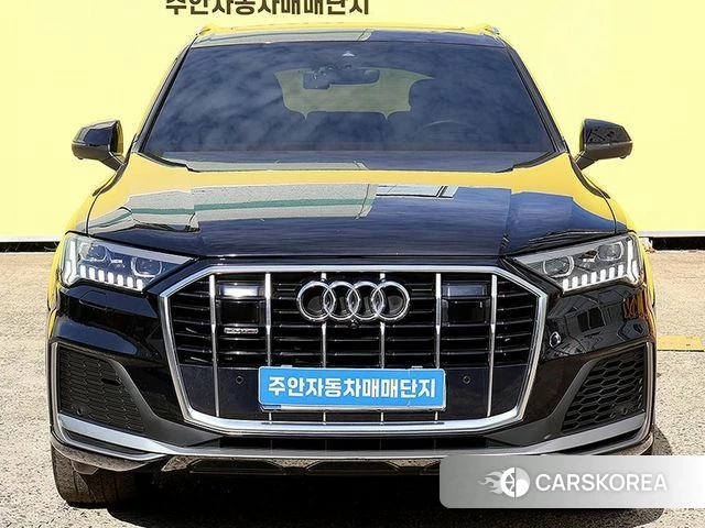 Audi Q7 (4M) 2020 Черный из Кореи