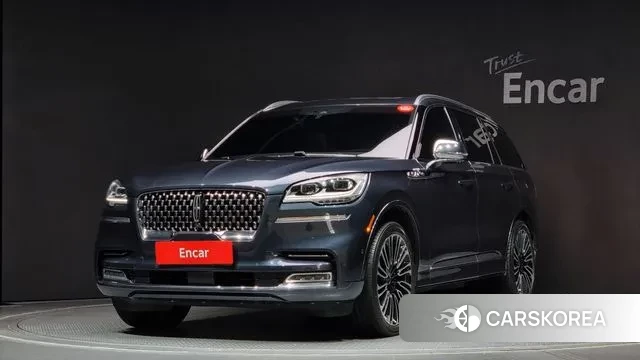 Lincoln Aviator 2nd generation 2022 Синий из Кореи