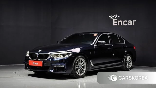 BMW 5 Series (G30) 2018 Черный из Кореи