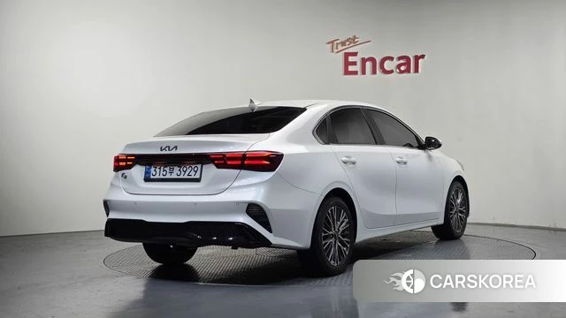 Kia The New K3 2nd generation 2021 Белый из Кореи