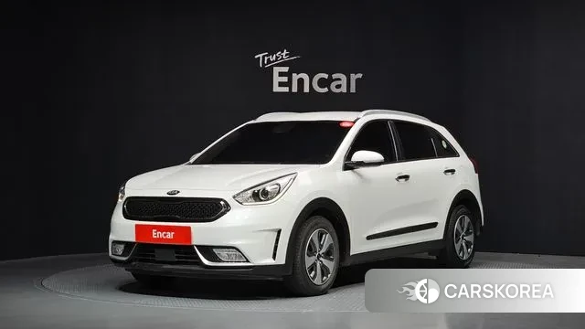 Kia Niro 2018 Белый из Кореи
