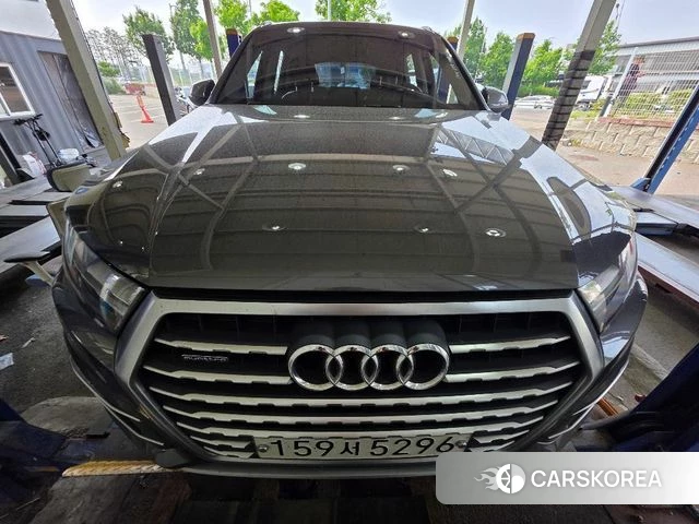 Audi Q7 (4M) 2019 Серый из Кореи
