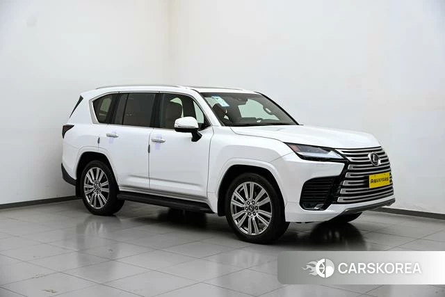 Lexus LX 2022 Белый из Китая