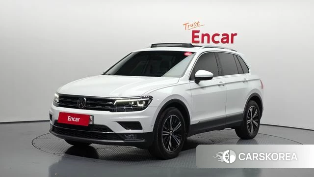 Volkswagen Tiguan second Generation 2019 Белый из Кореи
