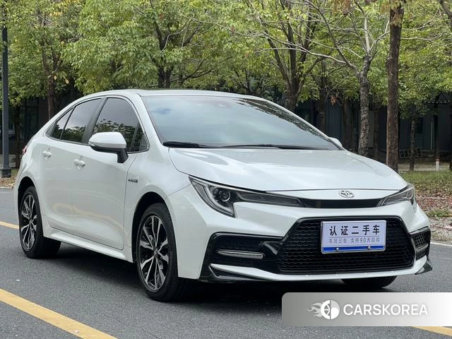 Toyota Lei Ling 2022 Белый из Китая