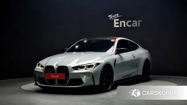 BMW M4 (G82) 2021 Светло-серебряный цвет из Кореи