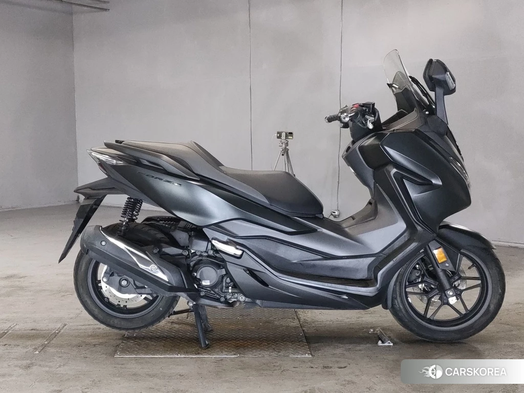 Проданный Honda FORZA 2018 из Японии, фото 2
