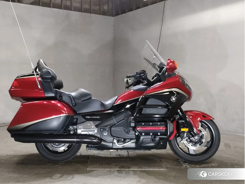 Проданный Honda GL1800 2016 из Японии, фото 2
