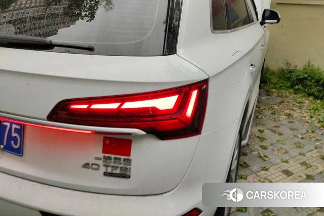 Audi Q5L 2021 Белый из Китая