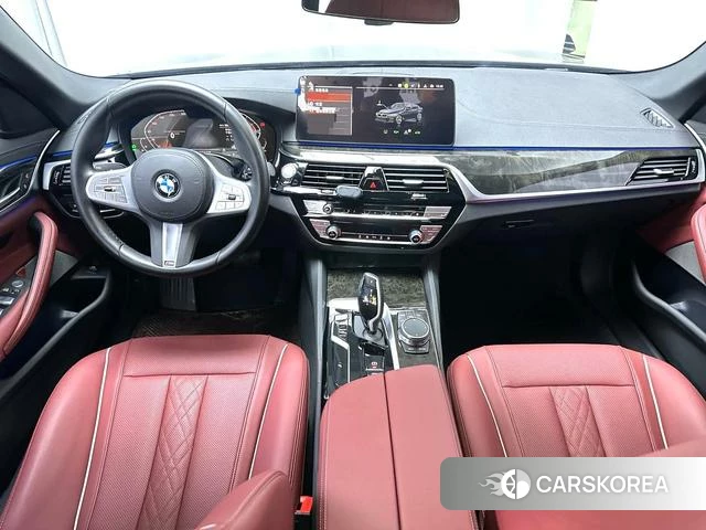BMW 5 series 2023 Черный из Китая