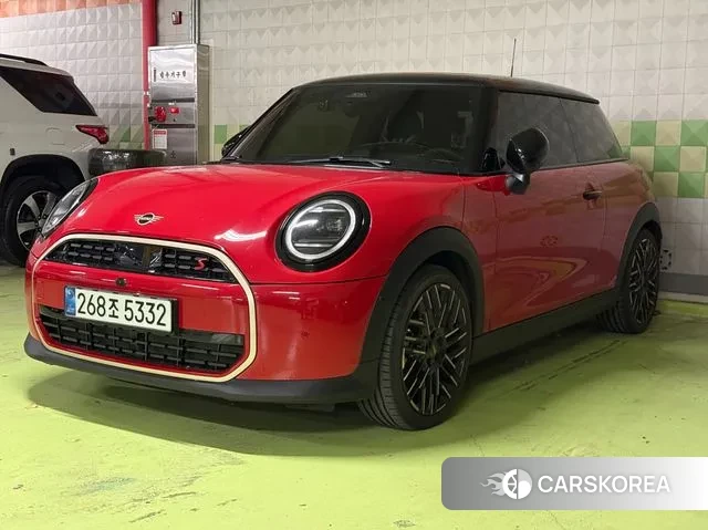 Mini Cooper S 4th Generation 2025 Красный из Кореи