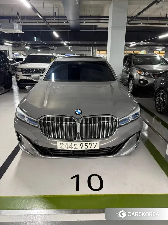 BMW 7 Series (G11) 2020 Серый из Кореи