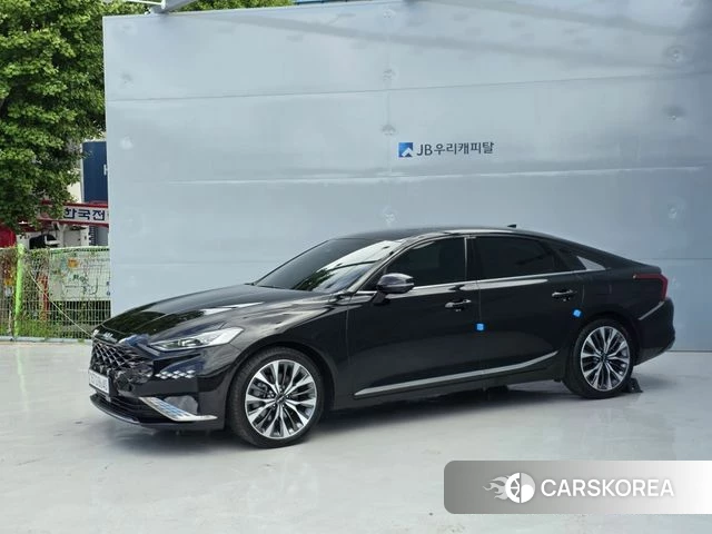 Kia K8 2022 Черный из Кореи