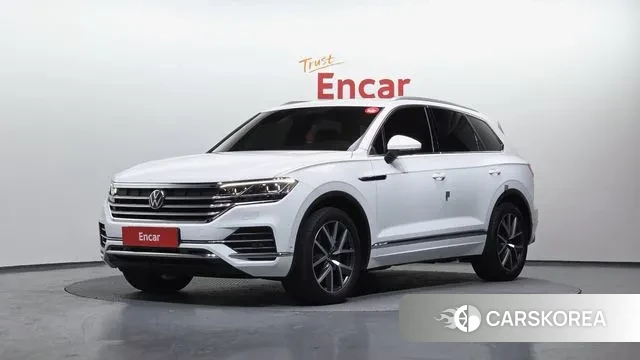 Volkswagen Touareg 3rd generation 2023 Белый из Кореи