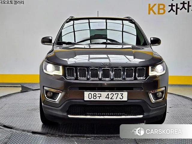 Jeep Compass 2nd Generation 2019 Серый из Кореи