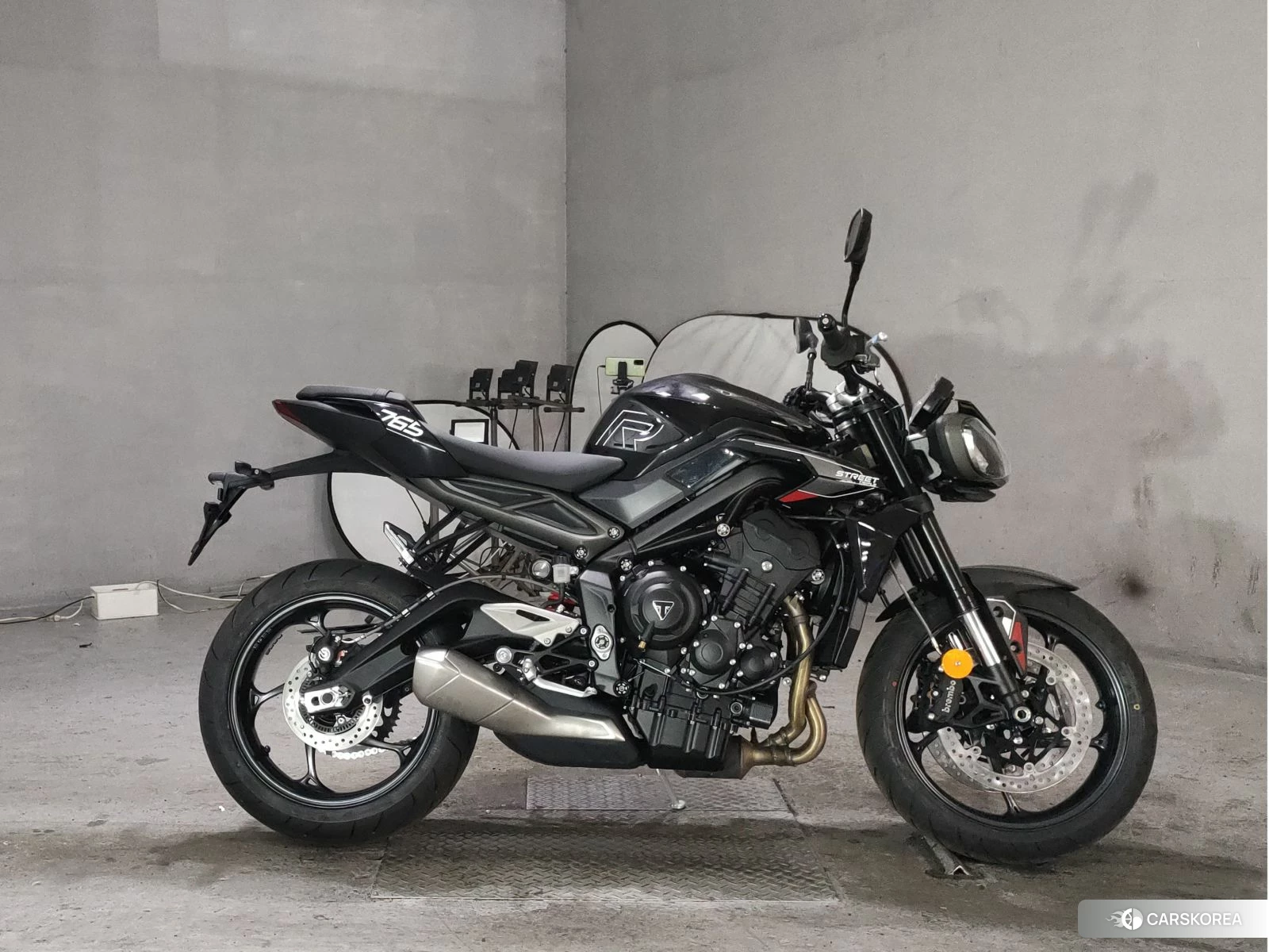 Triumph STREET TRIPLE R 2026 из Японии, фото 3