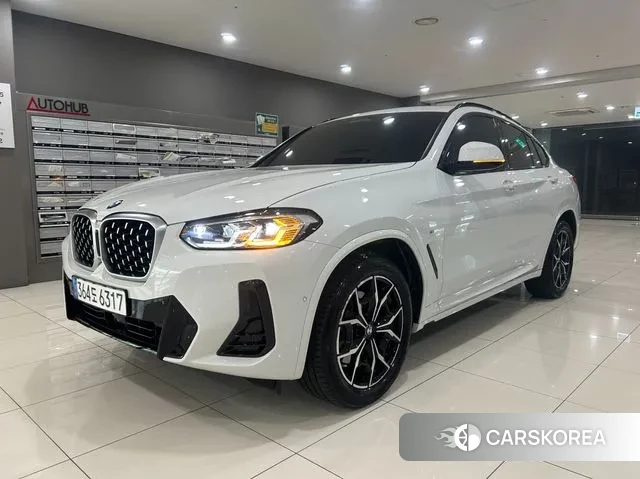 BMW X4 (G02) 2023 Белый из Кореи