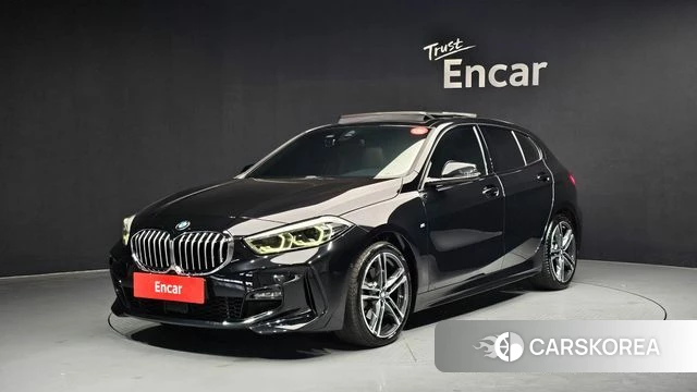 BMW 1 Series (F40) 2021 Черный из Кореи