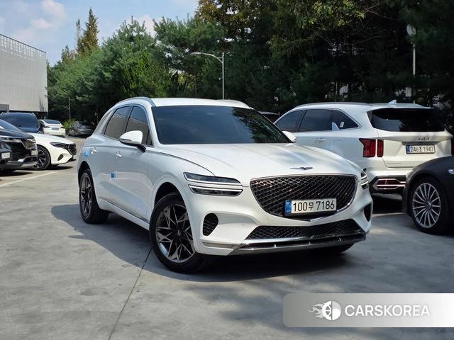 Genesis GV70 2021 Белый из Кореи
