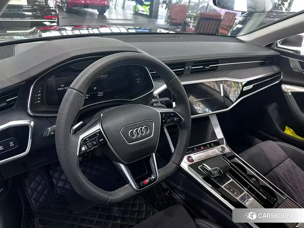 Audi S7 2025 Silver/gray из Китая
