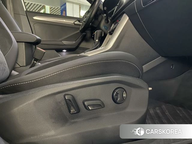 Volkswagen Exploring songs 2023 Белый из Китая