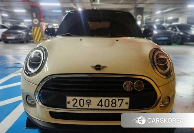 Mini Cooper 2018 Жемчужный цвет из Кореи