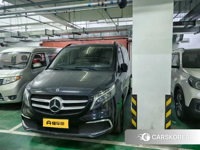 Mercedes-Benz V-class 2023 Черный из Китая