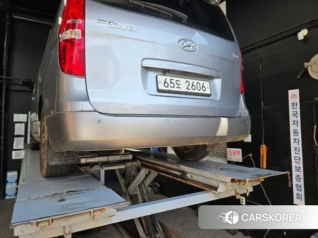 Hyundai The New Grand Starex 2018 Серебряный из Кореи