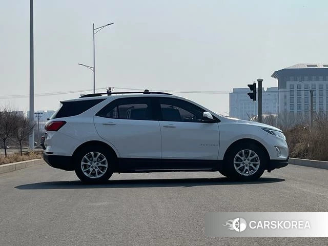 Chevrolet Explorer 2018 Белый из Китая
