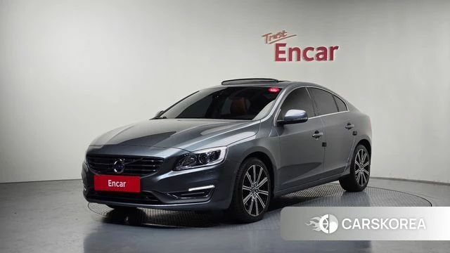 Volvo S60 2018 Серый из Кореи