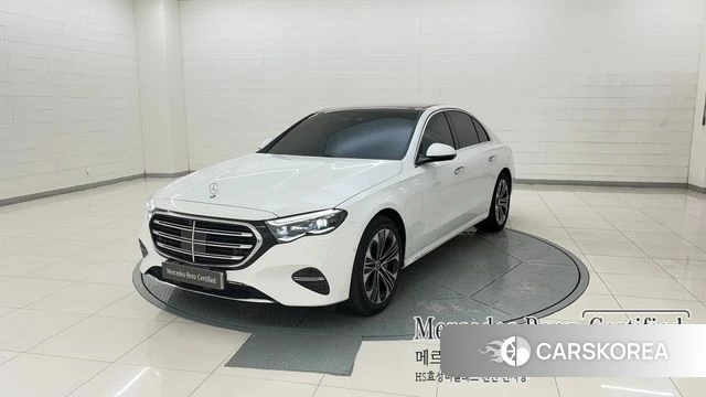 Mercedes-Benz E-Class W214 2025 Белый из Кореи
